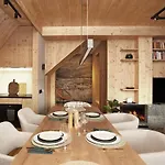 Two Bedrooms Karpi 120m2 * 자코파네