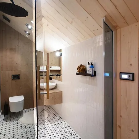 Two Bedrooms Karpi 120m2 زاكوباني