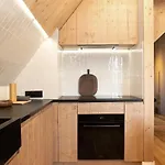 Two Bedrooms Karpi 120m2 Lägenhet
