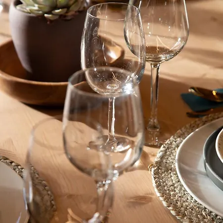 Two Bedrooms Karpi 120m2 Lejlighed *